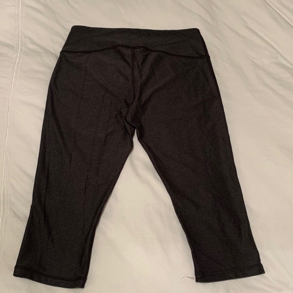 Z by Zella Capri Length legging - Picture 2 of 4